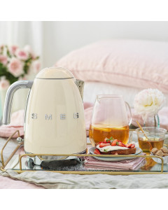 Smeg Cream Kettle