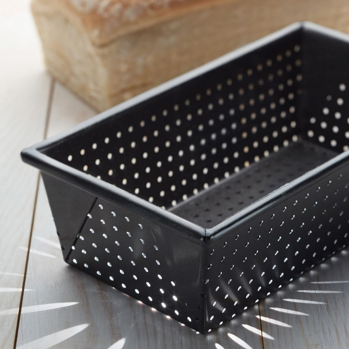 Masterclass Crusty Bake 2lb Loaf Pan