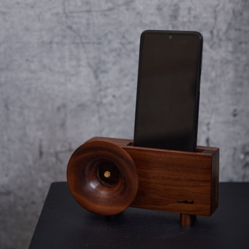 walnut colour wooden amplifier