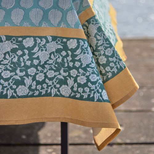  Flora Printed Tablecloth