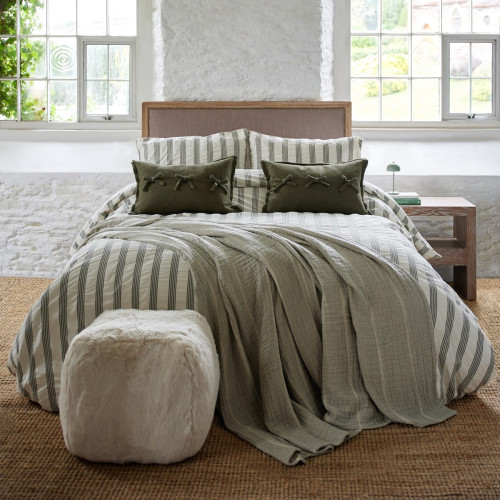 Lyra Green Bedspread