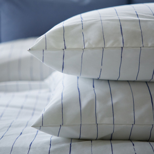 Pencil Line Pillowcase Pair