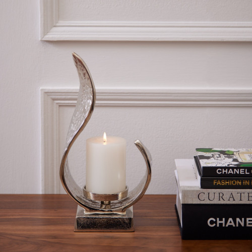 Calida Candle Holder