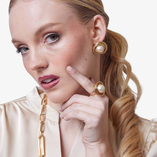 Adjustable Pearl Ring