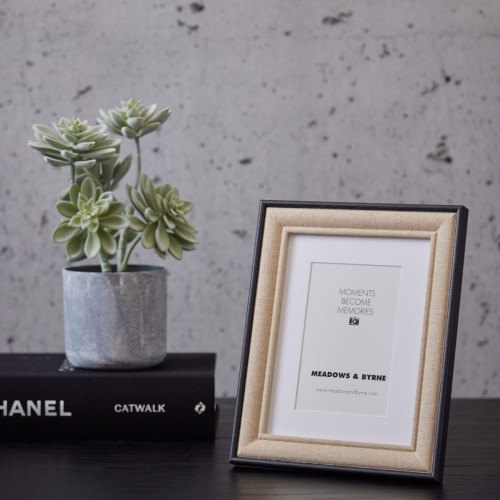 Black Linen Border Frame 4X6
