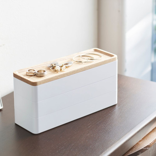 3-Tiered Slim Accessory Case