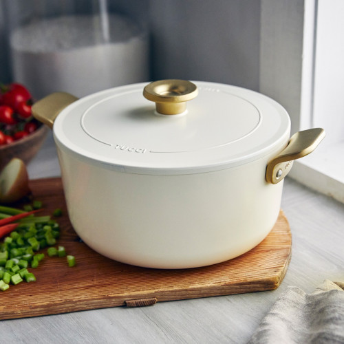 Stanley Tucci Dutch Oven - Carrara White