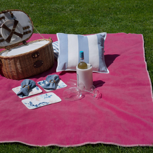 berry blossom fleece throw 