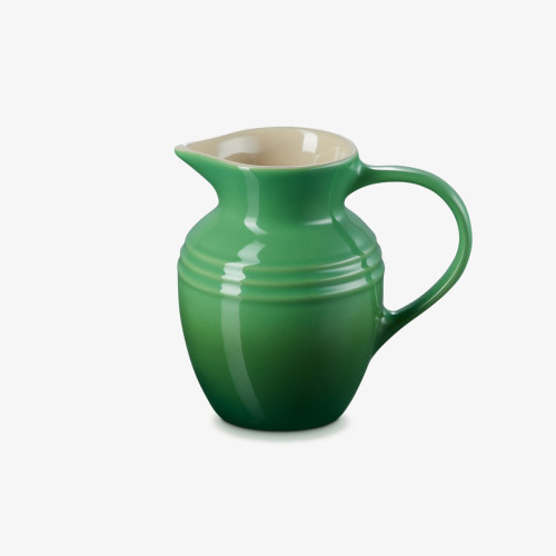 le creuset stoneware jug in bamboo