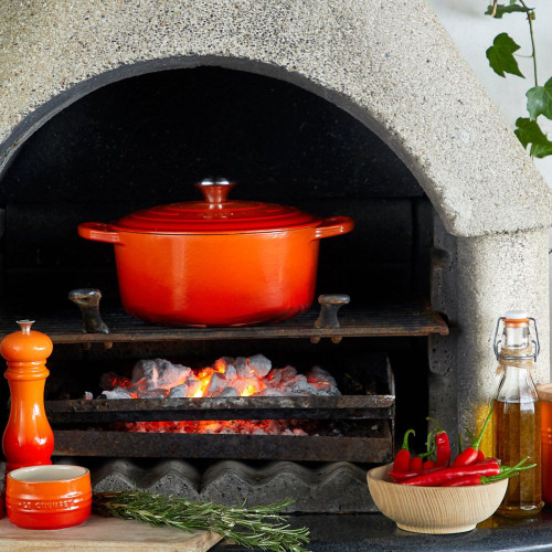 Le Creuset Round Casserole 24cm - Volcanic 