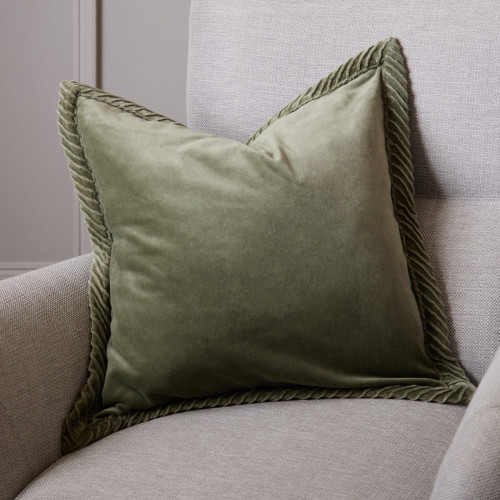 Green Baroque Border Velvet Cushion