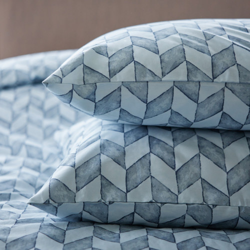Geometric Print Pillowcase Pair
