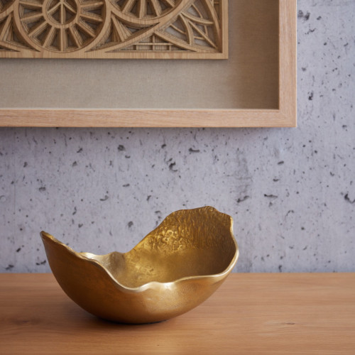 Kura Curved Bowl