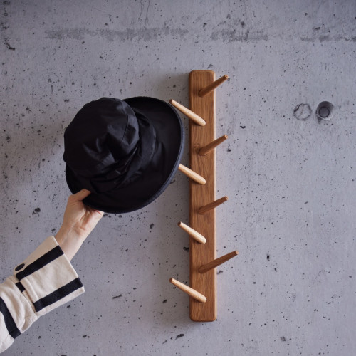 Pure Oak Coat Hanger - Vertical 