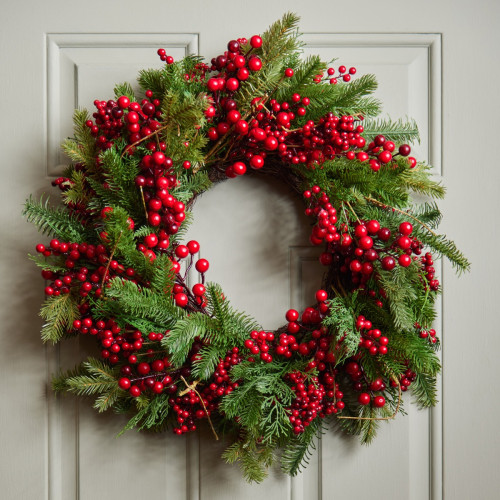 Red Berry And Pine Wreath 