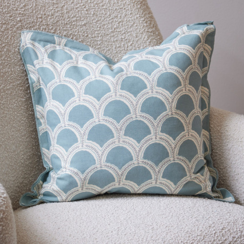 Aqua Arc Cushion 