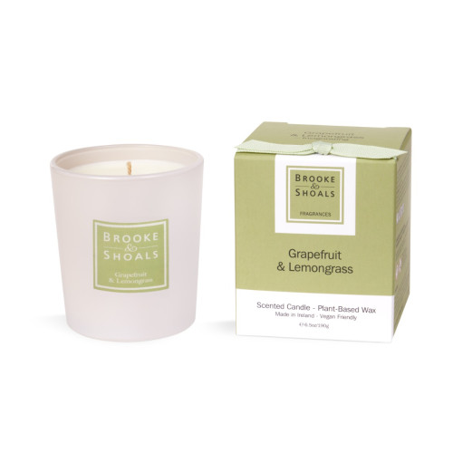 single wick grapefruit and lemongrass 190g scented candle 