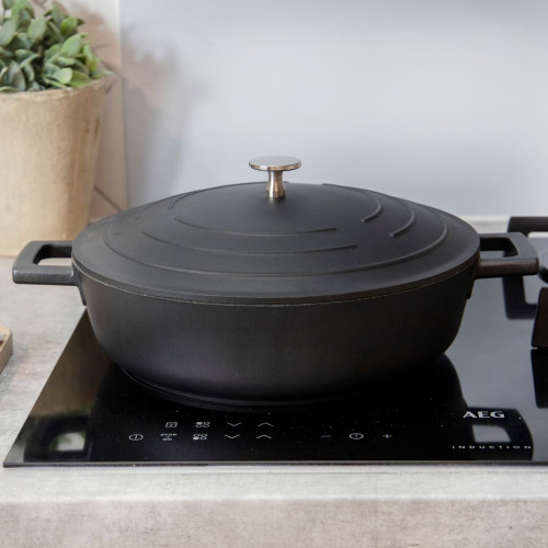 Shallow Aluminium Casserole Dish - 28cm 